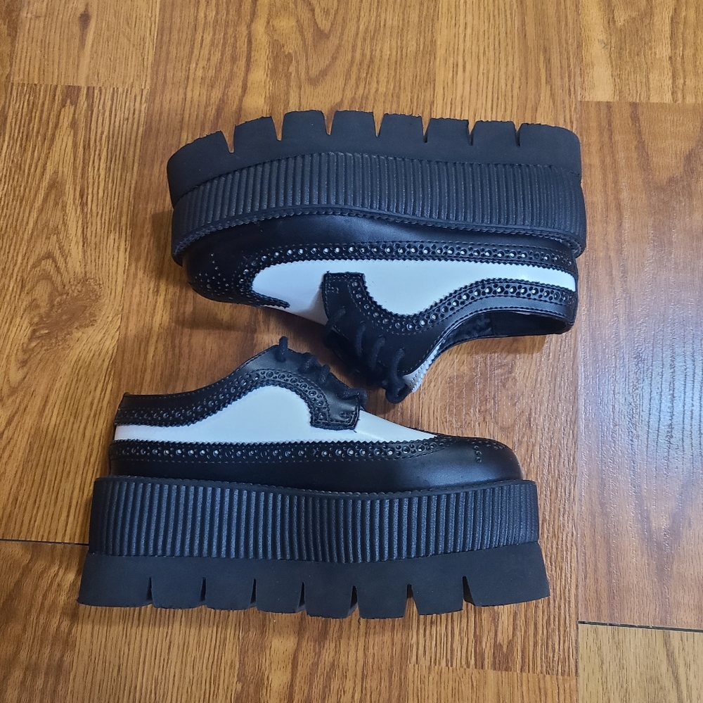 T.UK. Double Deck Platform Creeper Loafers Size 5
